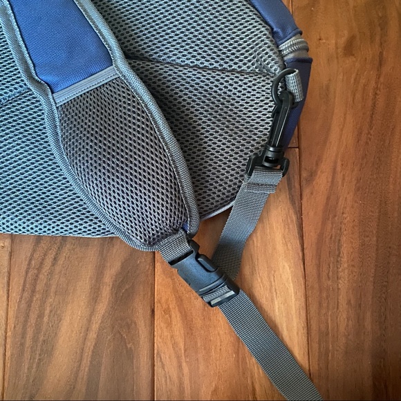 New Disney Cruise Line sling backpack - Picture 4 of 10